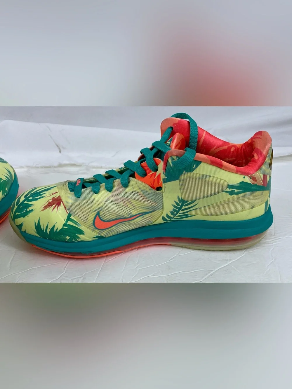 Nike Men's LeBron IX 9 Low LeBronald Palmer Basketball Shoes 10 DO9355 300